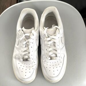 Nike Airforce 1. White. Mens’s size 8.5
